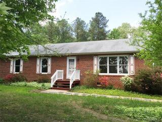 17282 Old Ridge Rd, Montpelier, VA 23192-2105
