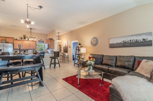 2107 Colville Chase Dr, Ruskin FL  33570-6306 exterior