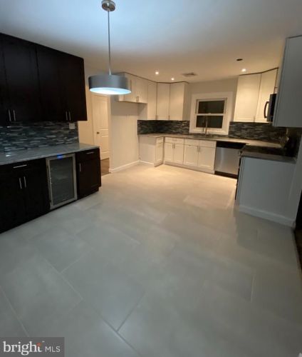 2 Melrose Ln, Willingboro NJ  08046-3104 exterior