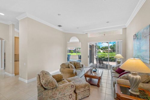 6640 Catania Dr, Boynton Beach FL  33472-7354 exterior