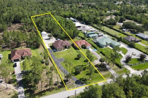 1913 24th Ave, Naples, FL 34120-3470