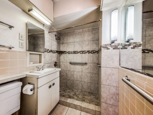 1509 Vly Vw Dr, Cedar Hill TX 75104-7841 exterior