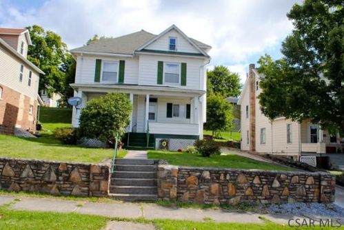 1007 Somerset Ave, Windber, PA 15963-1546