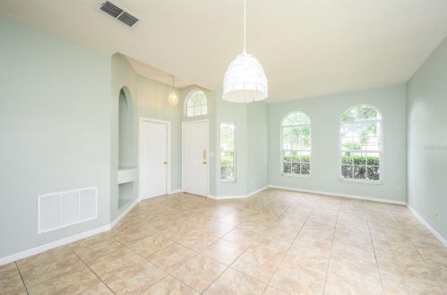 2411 Siward Ave, Orlando, FL 32828-7521