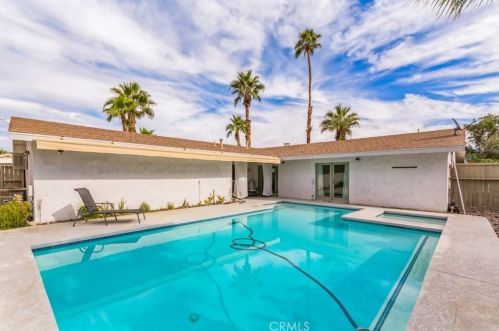 71729 San Gorgonio Rd, Rancho Mirage CA  92270-4245 exterior