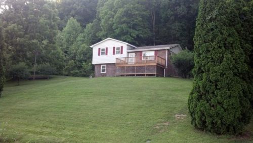 16082 Liberty Rd, Columbia KY  42728-9110 exterior