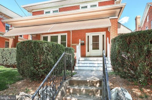 241 Main St, Red Lion, PA 17356-1314