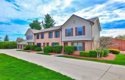 3262 Harry Lee Ln, Cincinnati, OH 45239-4100