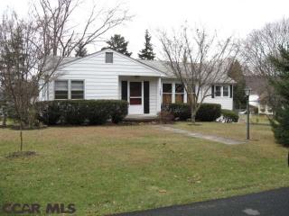 123 Crestview Ave, Boalsburg, PA 16827-1432