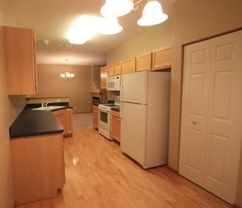 1572 Liberty Cir, Prior Lake MN  55379-4545 exterior