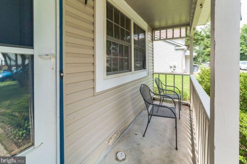 1413 Farmview Dr, Dover, DE 19904-3392