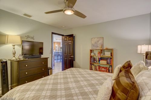 211 12th St, Cape Coral FL  33990-2025 exterior