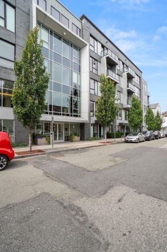 45 3rd St, Boston MA  02127-1117 exterior