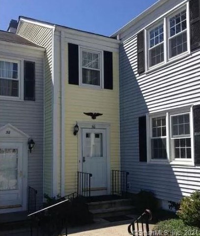 50 Tapping Reeve Vlg, Litchfield, CT 06759-3323