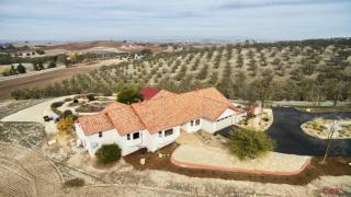 4491 El Pomar Rd, Templeton, CA 93465-8670