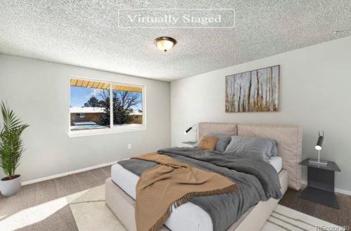 12620 Kansas Pl, Denver, CO 80012-4400