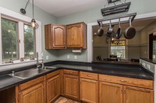 2884 North St, East Troy, WI 53120-1319