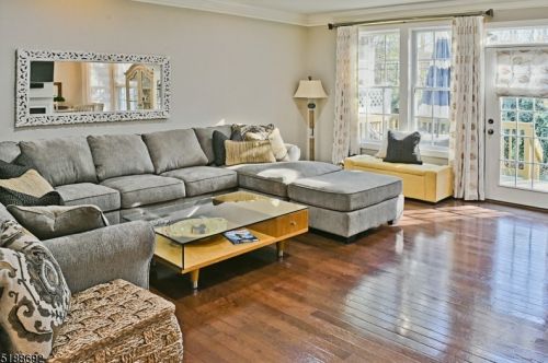29 Henning Ter, Parsippany NJ  07834-3716 exterior