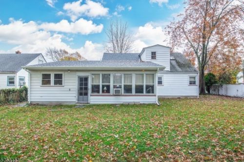 169 Donato Dr, Little Falls NJ  07424-1347 exterior