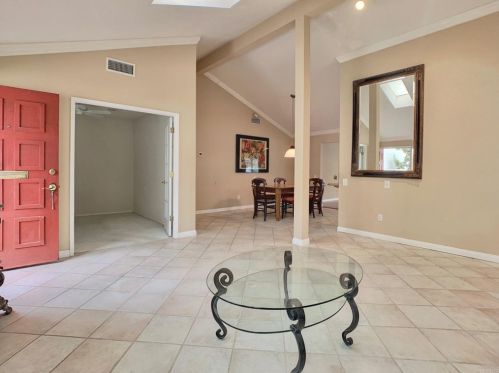 7311 Barker Way, San Diego, CA 92119-1321
