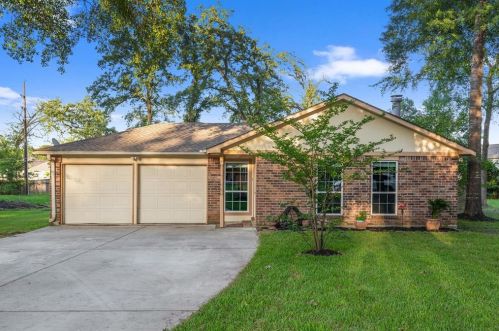 28914 Champion Oaks Dr, Magnolia, TX 77354-5544