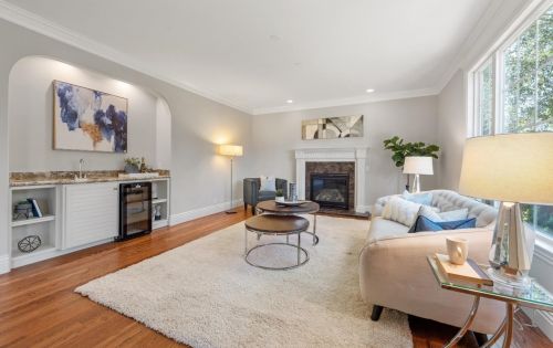 1916 Hull Ave, Redwood City CA  94061-3315 exterior