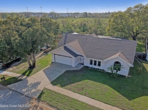 960 Lundy Dr, Titusville, FL 32796-2300