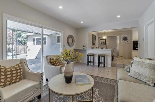 1433 Glacier Dr, San Jose, CA 95118-1734