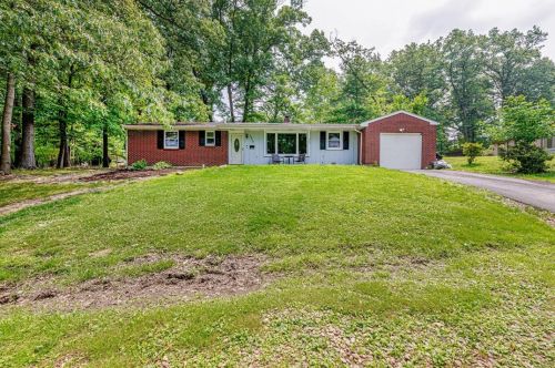 1315 Buckeye St, Connellsville PA  15425-4706 exterior