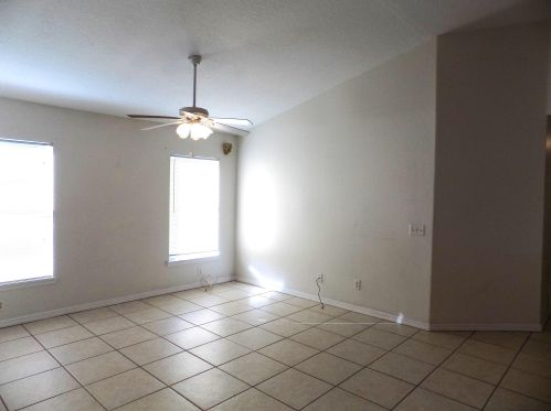 1085 11th St, Vero Beach, FL 32962-5404