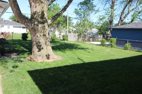 5725 89th St, Milwaukee WI  53225-2810 exterior