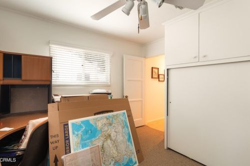 1873 Los Encinos Ave, Glendale CA  91208-2221 exterior