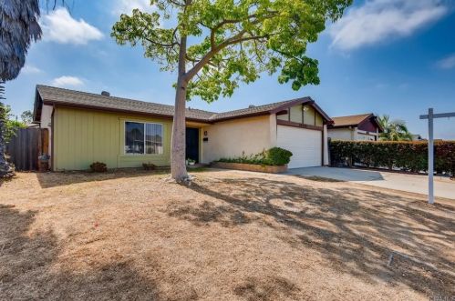 10483 Brookhurst Ave, San Diego, CA 92126-3327