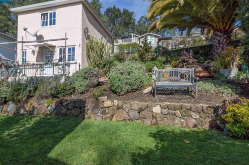 40 Las Palomas, Orinda CA  94563-1916 exterior