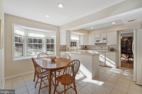 264 Aldrin Dr, Prospectville PA exterior