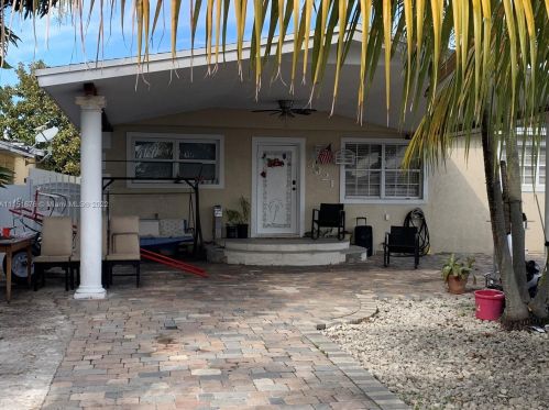 3321 102nd St, Miami, FL 33147-1531