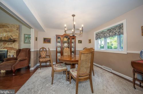 296 Waverly Rd, Southampton PA  18966-3353 exterior