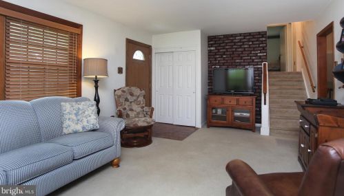118 Harding Rd, Southampton, PA 18966-3209