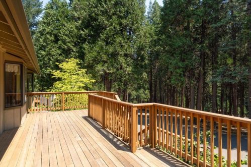 6832 Retreat Ln, Pacific House CA  95726-9465 exterior