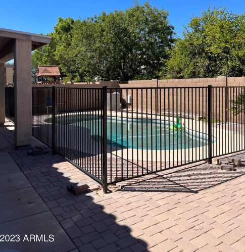 11524 Cottonwood Ln, Avondale AZ  85392-4249 exterior