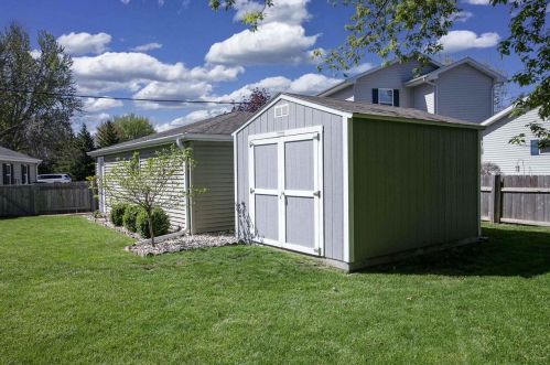 446 19th Ave, Oshkosh WI  54902-6866 exterior