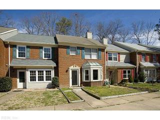 105 Kingsbridge Ln, Yorktown VA  23692-2790 exterior