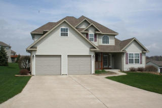 1566 Pineridge Ct, Mayville WI  53050-2827 exterior
