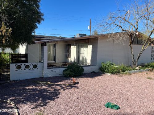 4240 63rd Ave, Phoenix, AZ 85033-3302