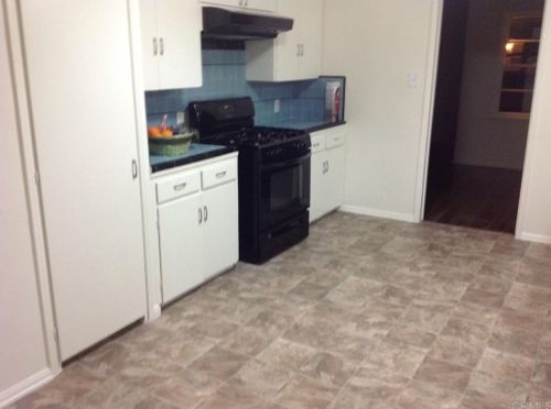 618 11th Ave, Escondido CA  92025-4720 exterior