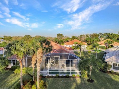 5893 Northridge Dr, Naples FL  34110-2376 exterior