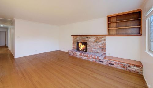 2415 Tamarisk Dr, Santa Rosa CA  95405-8435 exterior