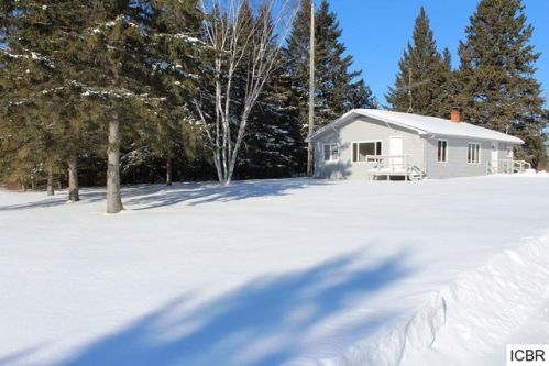 38368 Siro Rd, Bigfork MN  56628-4451 exterior