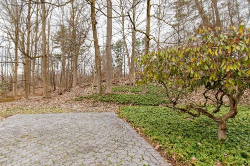 19 Loockerman Ave, Poughkeepsie NY 12601-5026 exterior