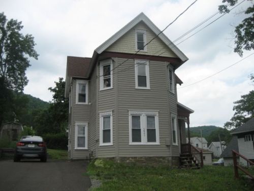 5845 High St, Susquehanna, PA 18847-2730